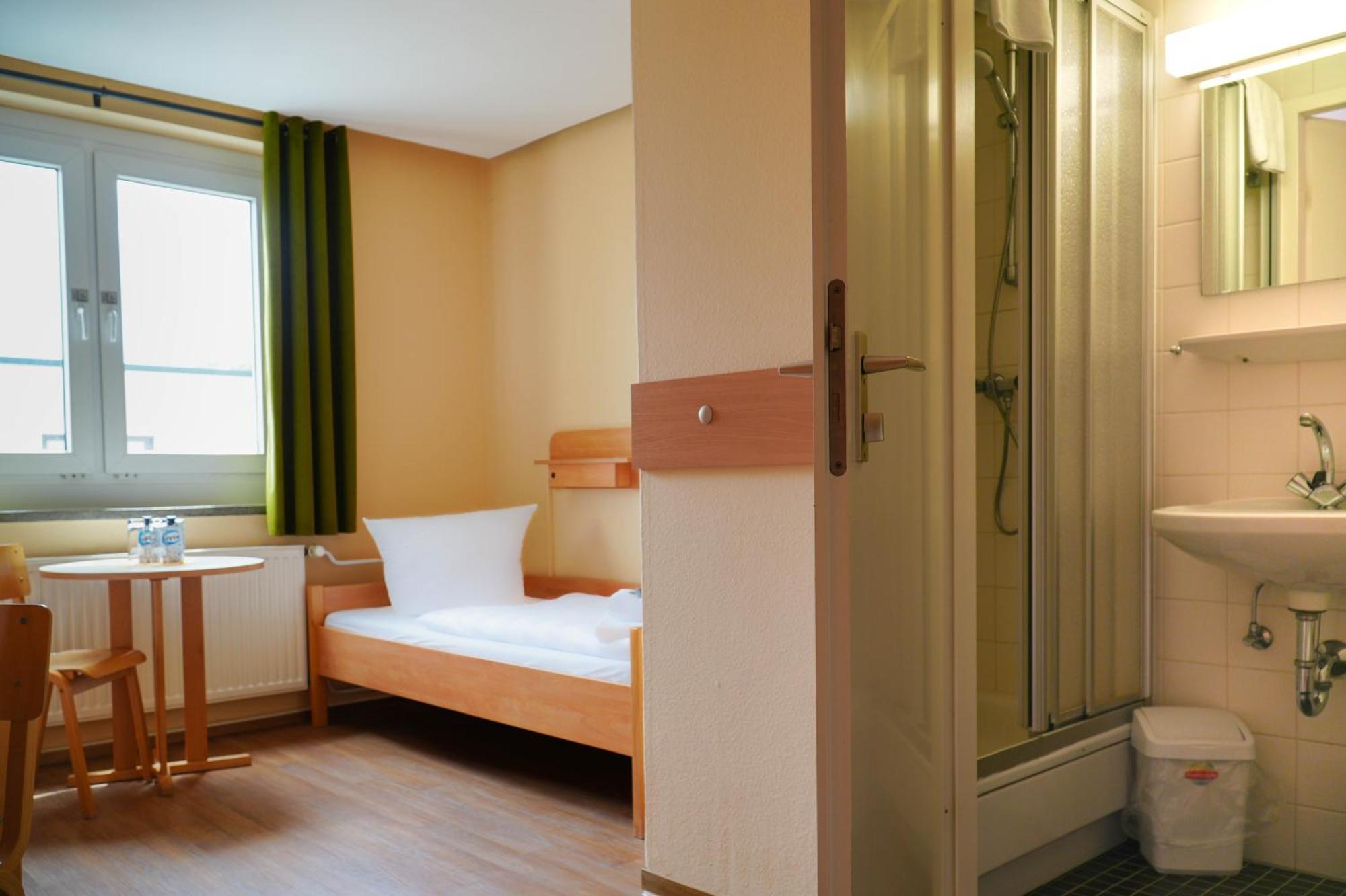 Djh - Jugendgaestehaus *
